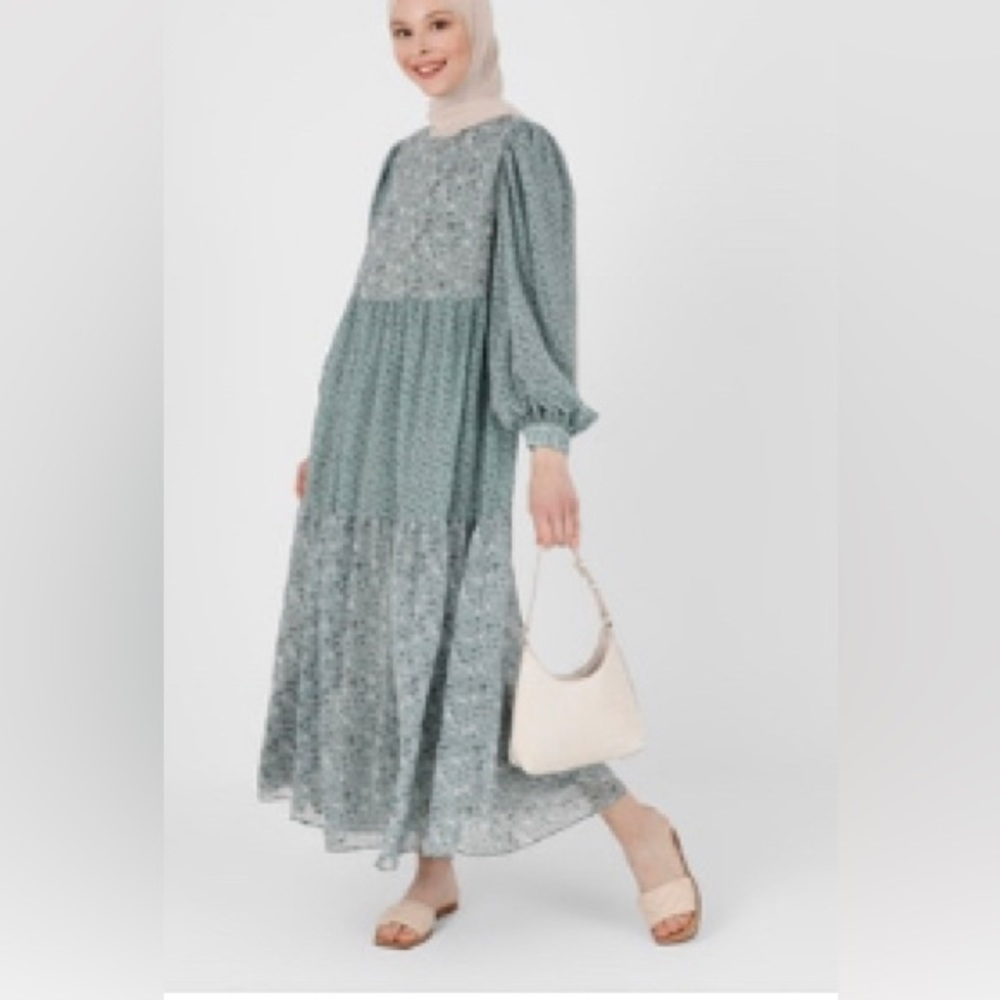 Long sleeves fully lined dress
